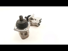 굴삭기 조작장치