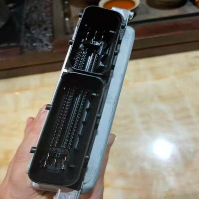 Engine Controller 4HK1 Engine Electronic Control Module 8-98126056-1 ECU for Isuzu JCB Excavator Parts JS200 4HK1XYSJ-02